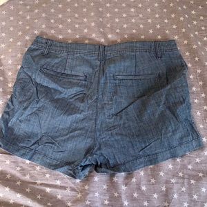 Linen shorts. Size 10